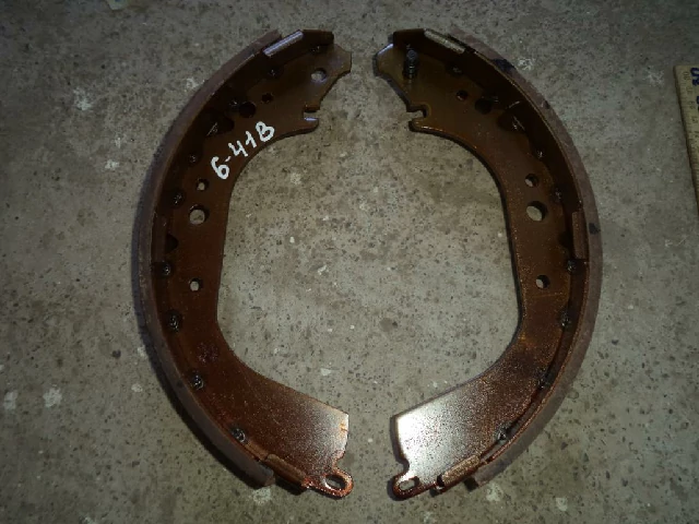 КОЛОДКИ ТОРМОЗНЫЕ TOYOTA 4RUNNER 19962002