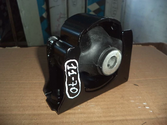 ПОДУШКА ДВИГАТЕЛЯ, КОРОБКИ TOYOTA RAV4 2008–2014