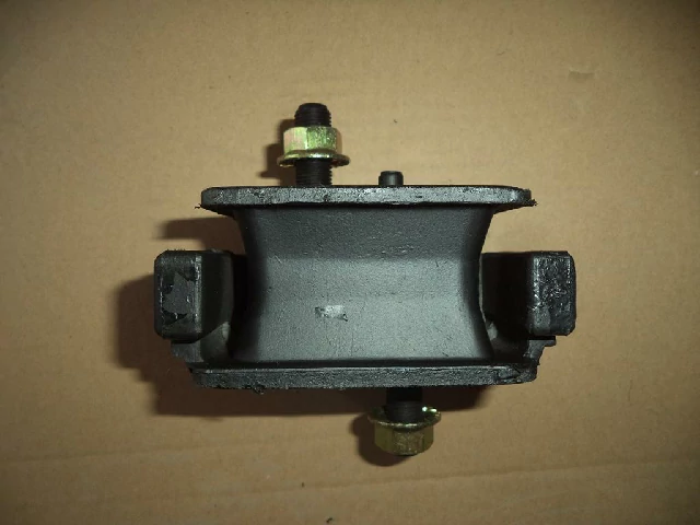 ПОДУШКА ДВИГАТЕЛЯ, КОРОБКИ TOYOTA LAND CRUISER 1990–1995