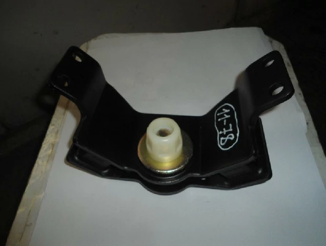 ПОДУШКА ДВИГАТЕЛЯ, КОРОБКИ TOYOTA FORTUNER 2005–2012