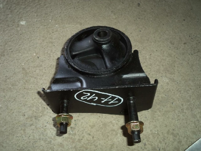 ПОДУШКА ДВИГАТЕЛЯ, КОРОБКИ TOYOTA RAV4 2000–2005