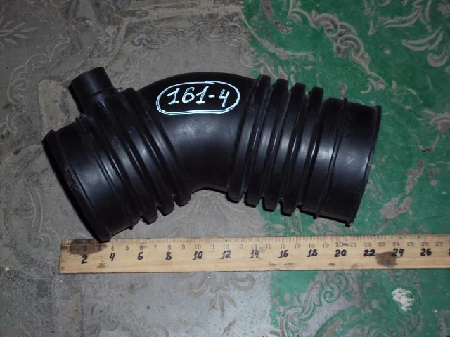 ПАТРУБОК ВОЗДУШНЫЙ (ГОФРА) TOYOTA 4RUNNER 1991–1995