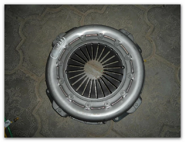 КОРЗИНА СЦЕПЛЕНИЯ TOYOTA LAND CRUISER 1992–2001
