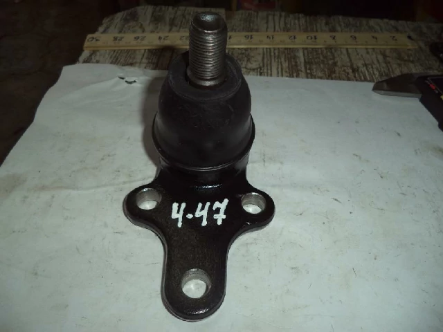 ОПОРА ШАРОВАЯ TOYOTA HILUX 1998–2005