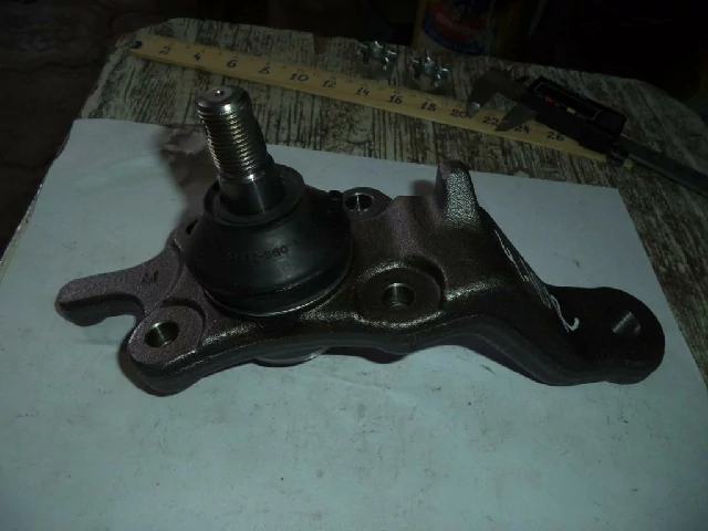 ОПОРА ШАРОВАЯ TOYOTA 4RUNNER 1996–2002