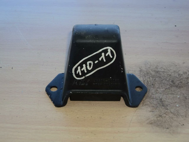ПОДУШКА УДАРНАЯ (ОТБОЙНИК) TOYOTA LAND CRUISER 1992–1997