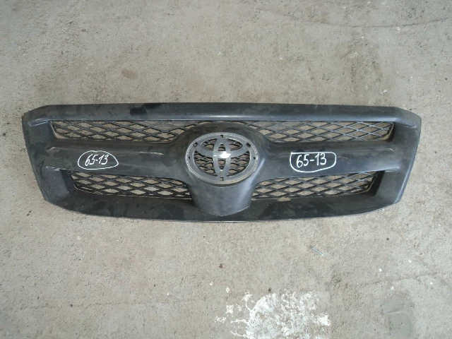 ОБЛИЦОВКА TOYOTA HILUX 2006–2010