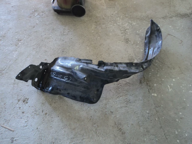 ПОДКРЫЛЬНИК TOYOTA HILUX 2006–2010