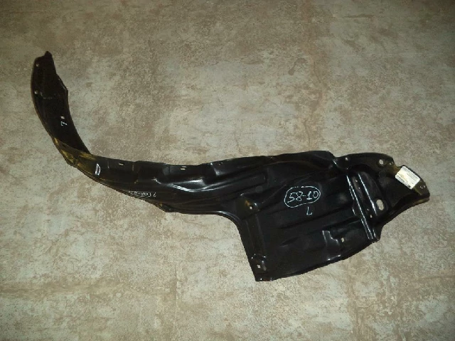 ПОДКРЫЛЬНИК TOYOTA HILUX 2011–2014