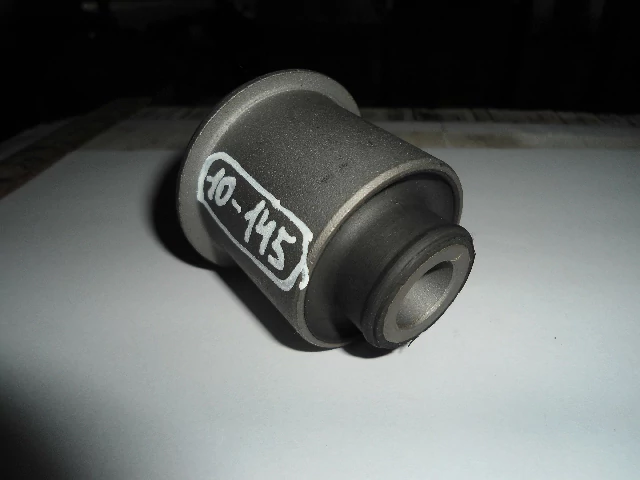 ВТУЛКА (САЙЛЕНТБЛОК) ПОДВЕСКИ NISSAN NAVARA 2005–2012