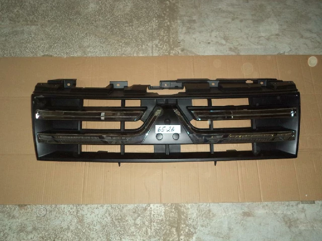 ОБЛИЦОВКА MITSUBISHI PAJERO 2007–2013