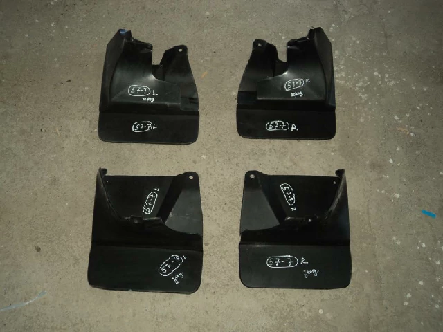 БРЫЗГОВИК TOYOTA LAND CRUISER PRADO 2003–2008