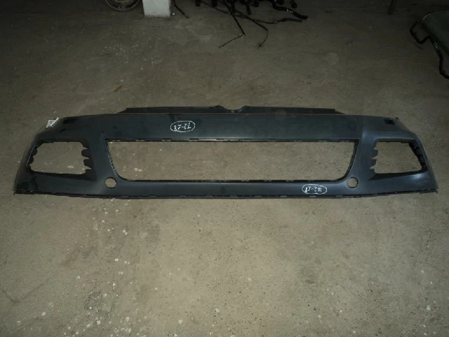 БАМПЕР VOLKSWAGEN TOUAREG 2003–2006
